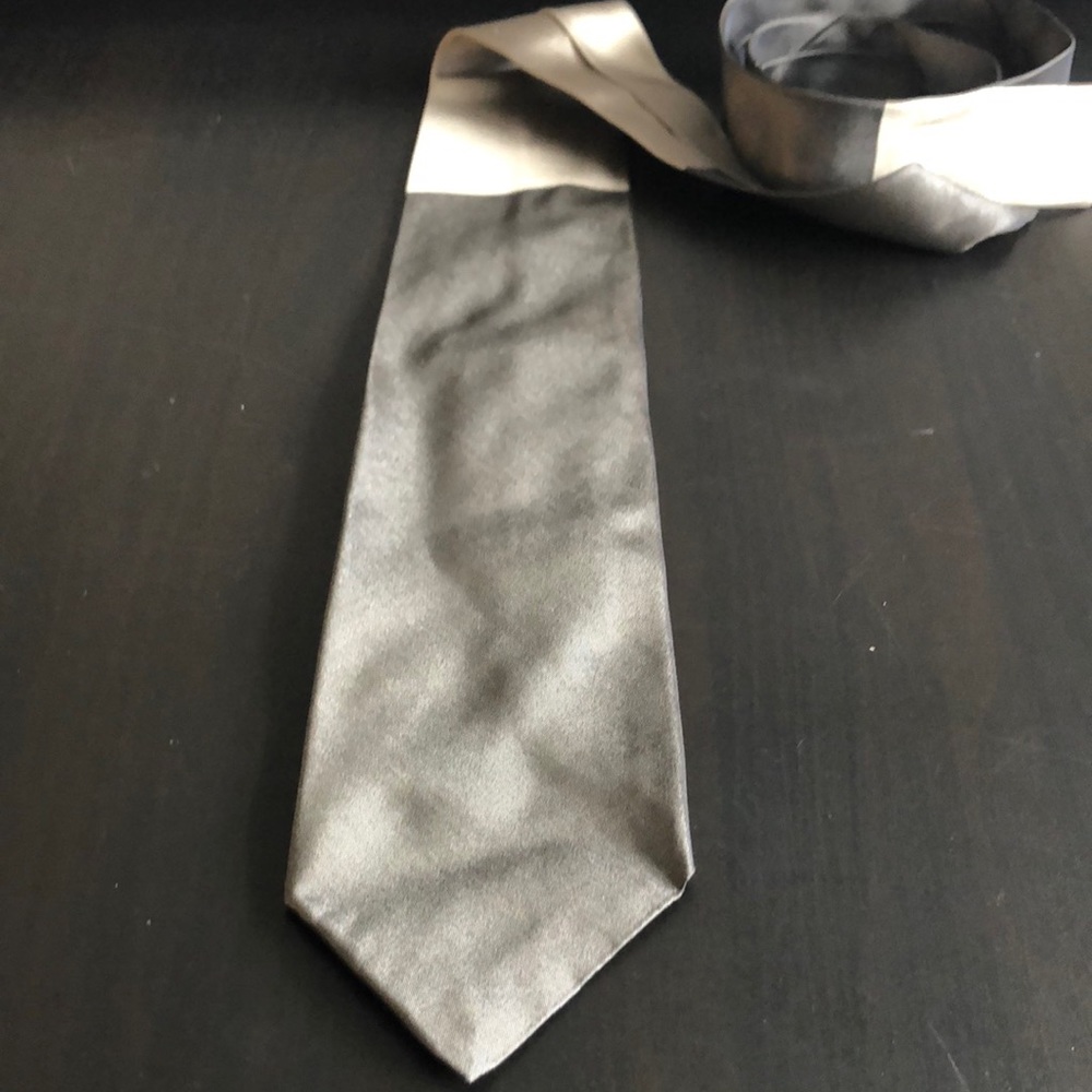 Iceberg 💯 percent silk